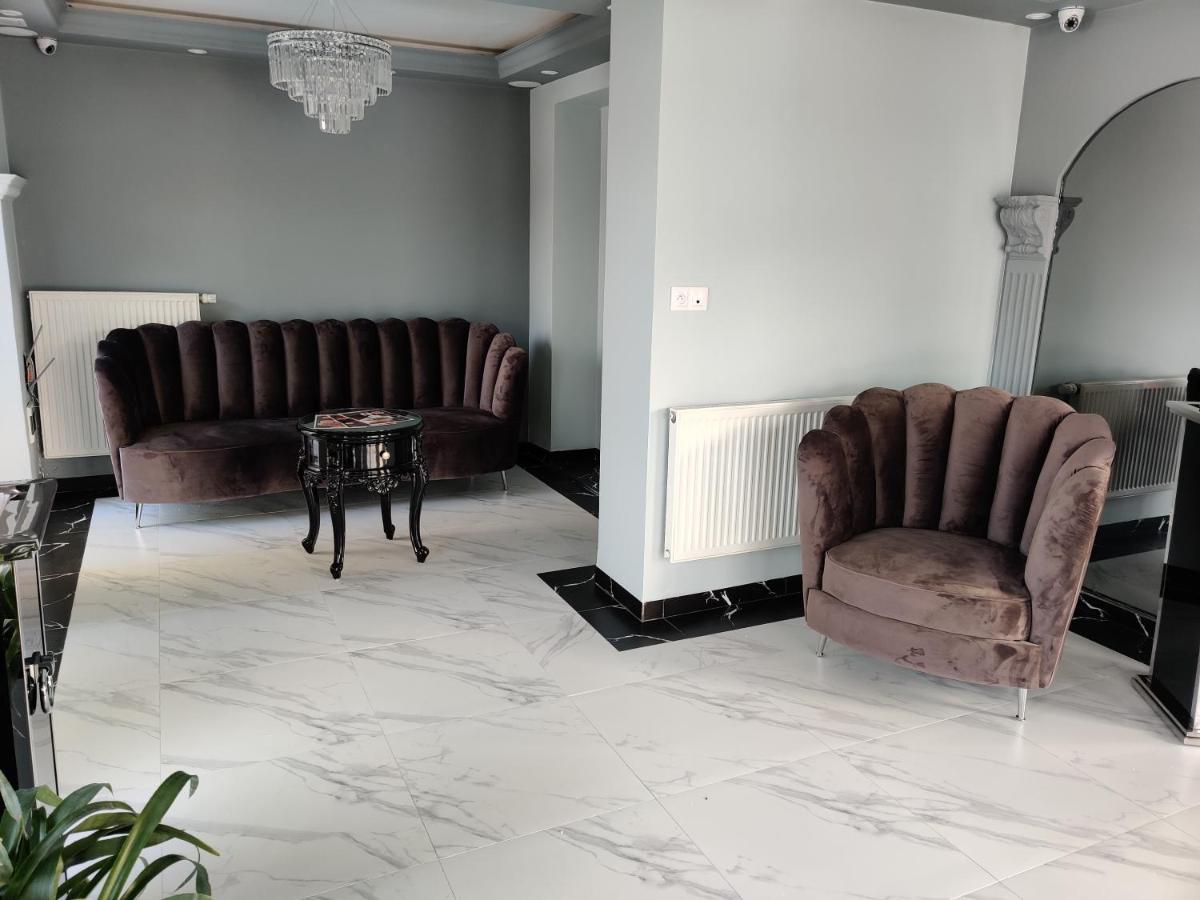Aparthotel Belweder Porosły Esterno foto