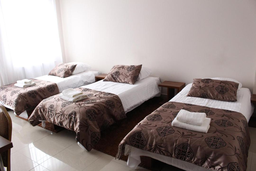 Aparthotel Belweder Porosły Esterno foto