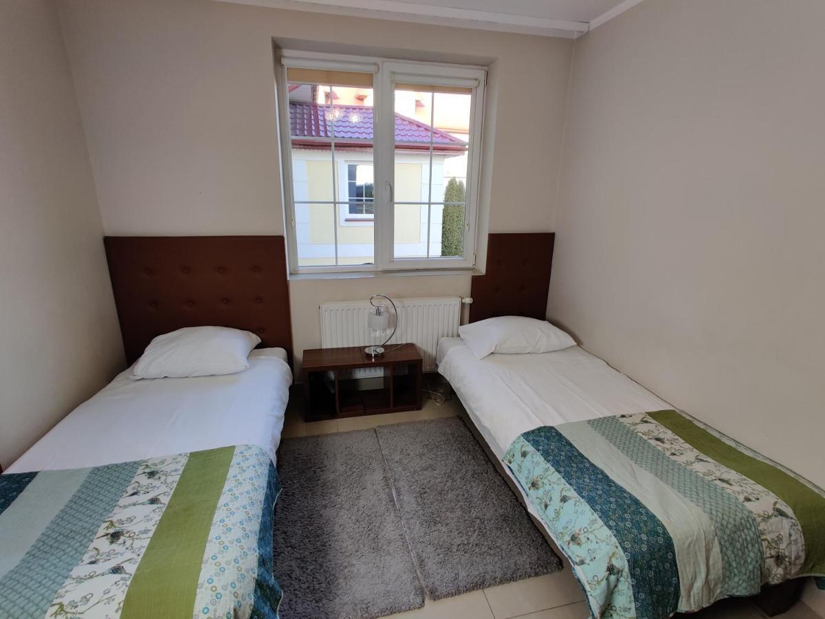 Aparthotel Belweder Porosły Esterno foto
