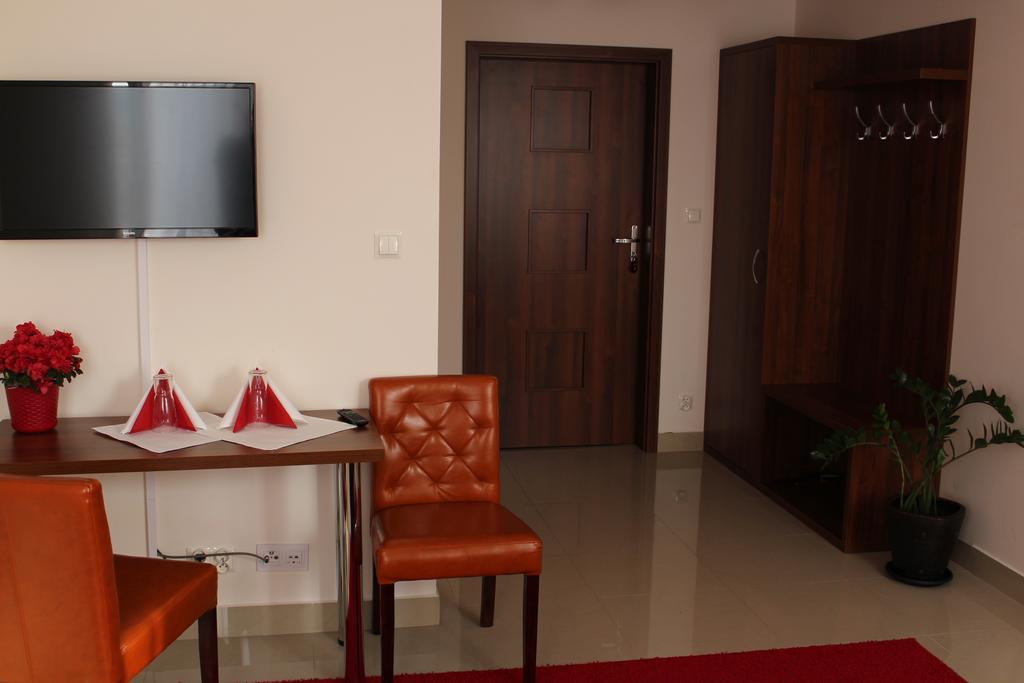 Aparthotel Belweder Porosły Camera foto