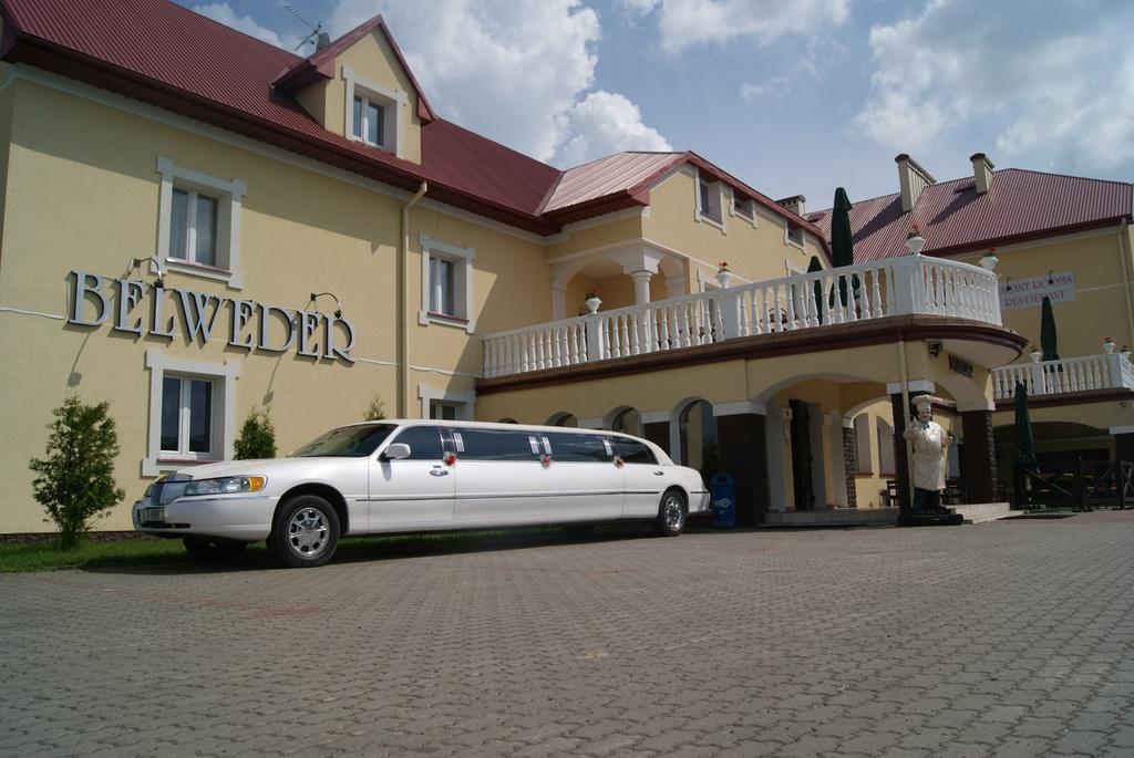 Aparthotel Belweder Porosły Esterno foto