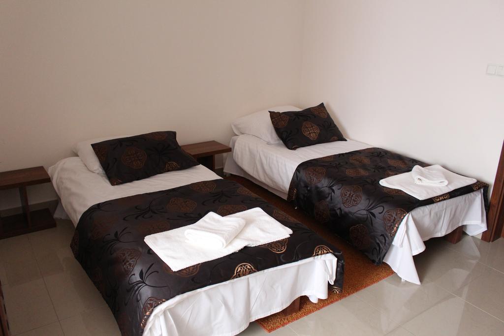 Aparthotel Belweder Porosły Esterno foto